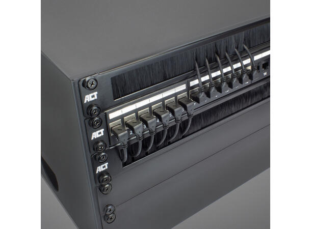 UTP Patch Cat.6A -  2 m Sort Nettverkskabel Slimline 1xRJ45 90° Opp 